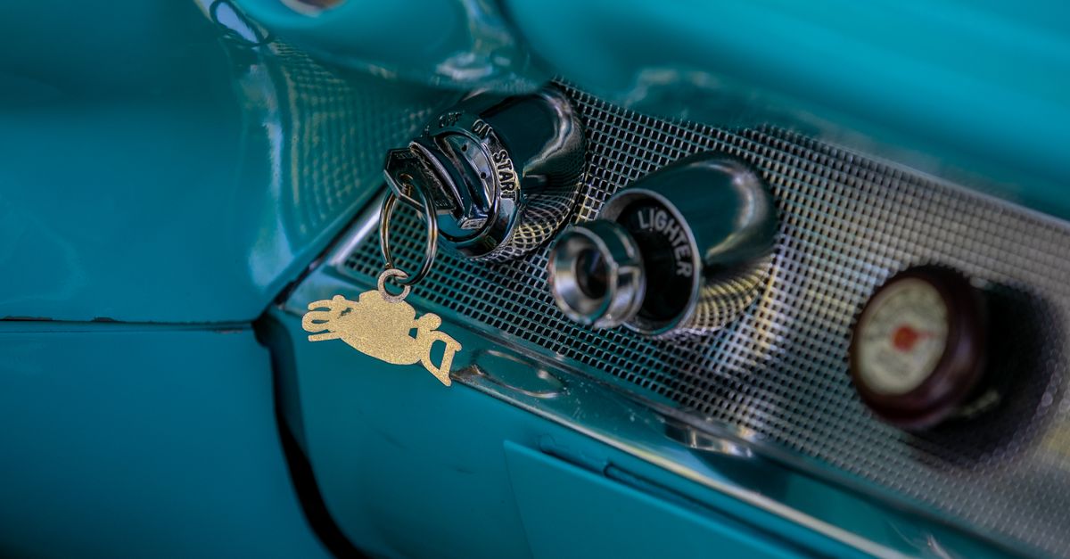 Hyundai car key fob — Fordham Locksmith Bronx