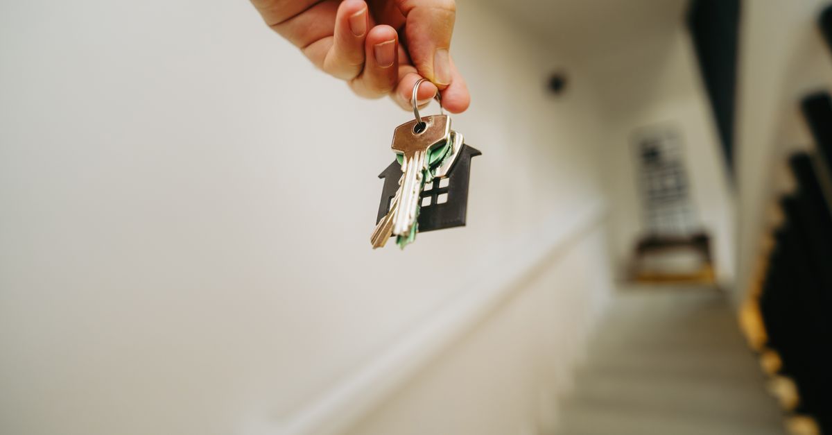Locked Out of Your Bronx Apartment? Do These 4 Things First — Fordham Locksmith Bronx