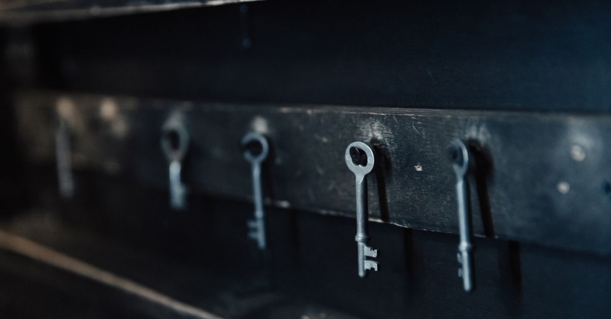 key maker professional — Fordham Locksmith Bronx
