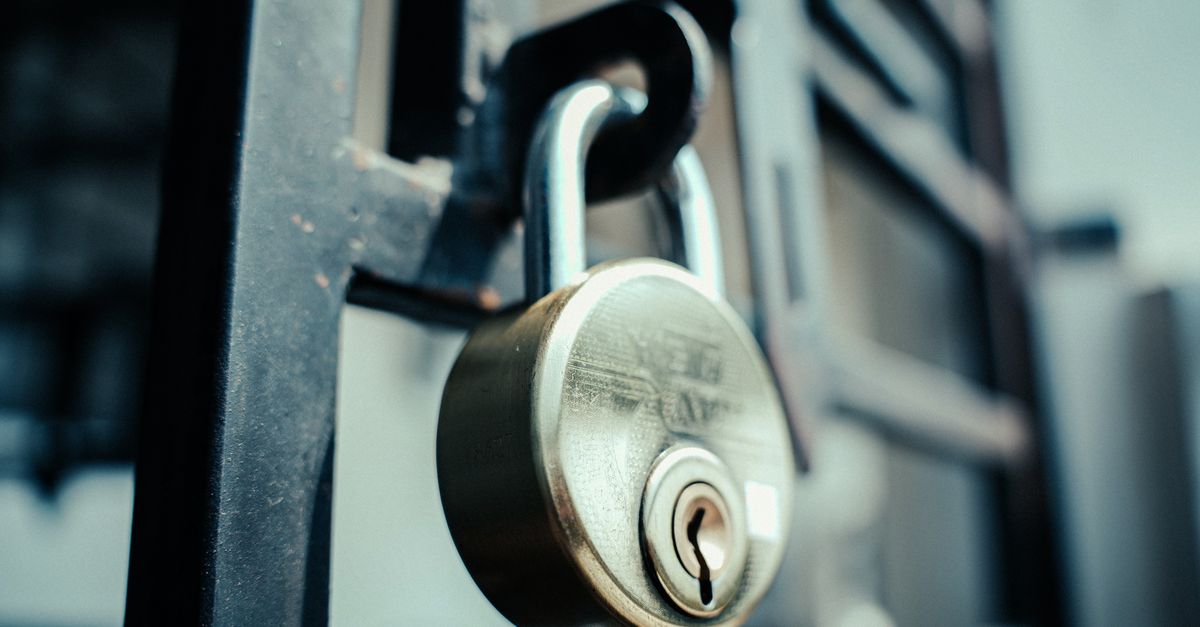 locksmith service technician — Fordham Locksmith Bronx
