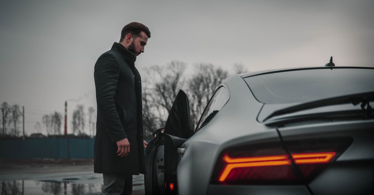 Can't Open Your Car Door and Need to Rush? We Come to You — Right Now — Fordham Locksmith Bronx